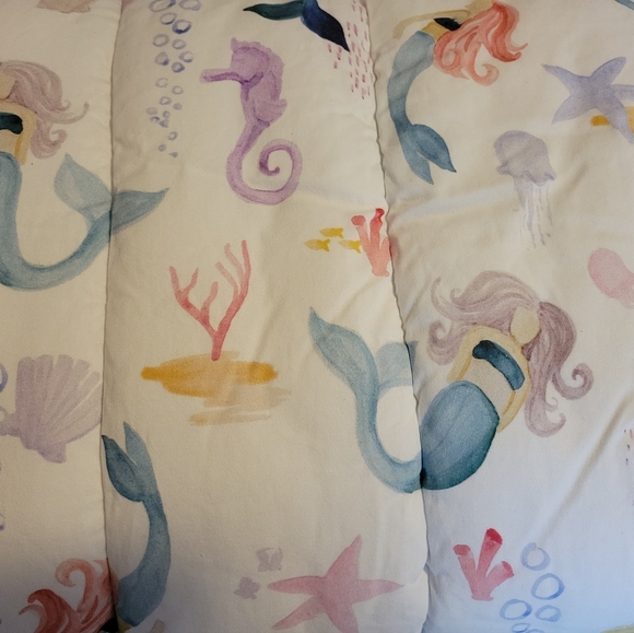 Unique Carousel Designs Mermaid Crib bedding with Comforter - Picture 3 of 10